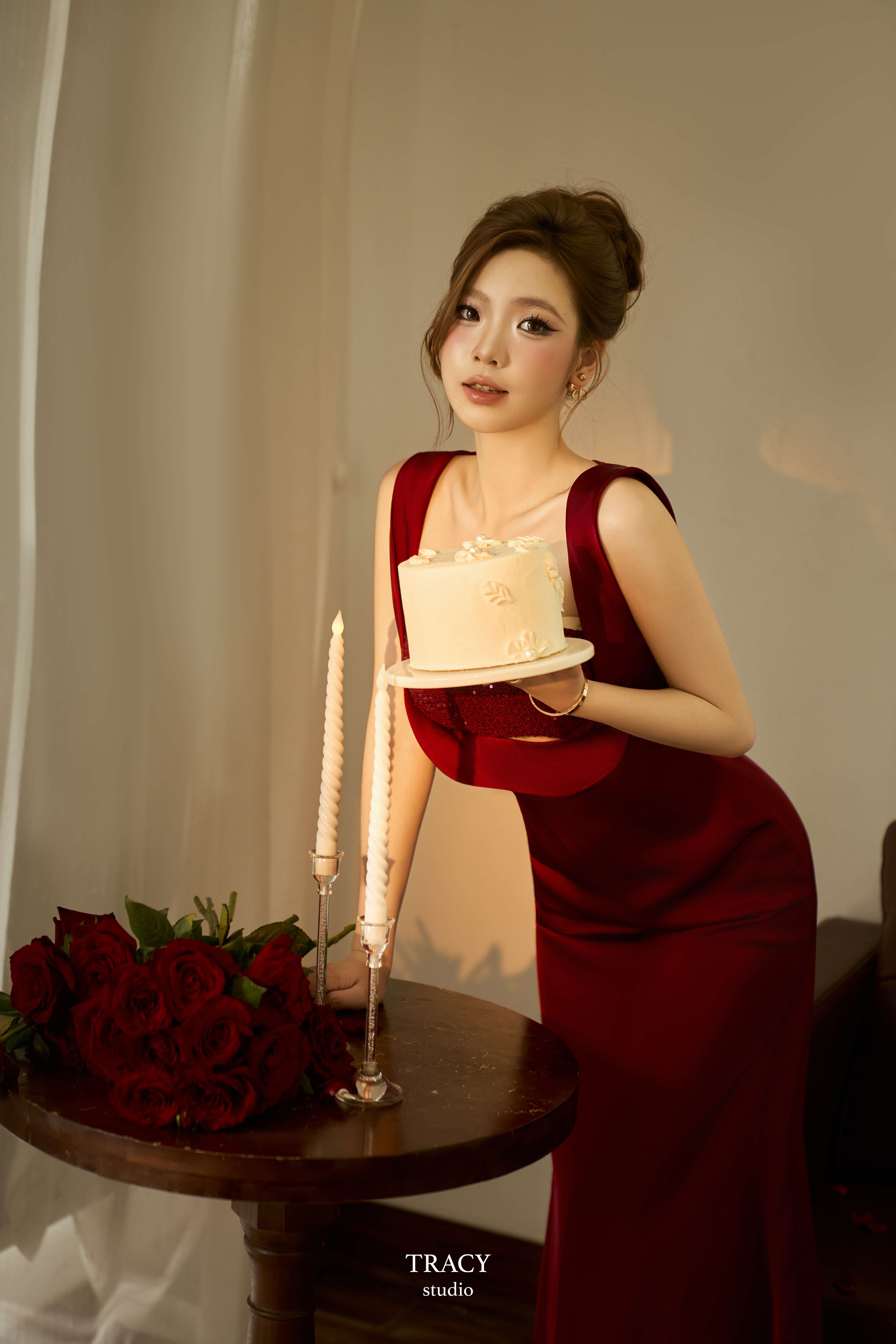 tracy studio chụp concept sinh nhật rose